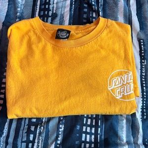 Santa Cruz Tee
